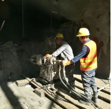 锦山镇水下抗分散灌浆料特点 水下不分散注浆料介绍